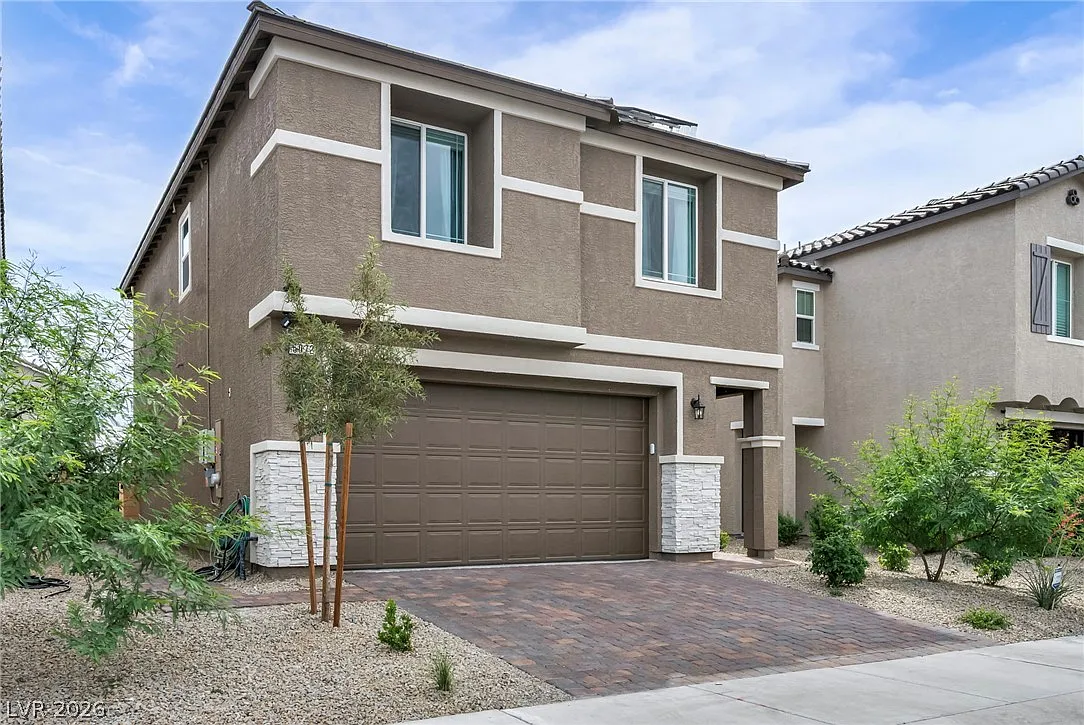 3 bed, 2.5 bath, 1592 sqft, $2,675 — Photo 1