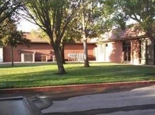 9829 Waterman Rd, Elk Grove, CA 95624