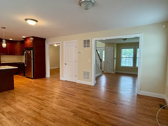 497 Carnation Dr — Photo 11