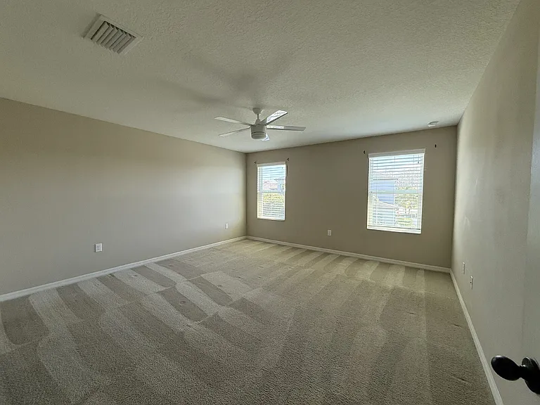 1946 Hidden Springs Dr — Photo 21
