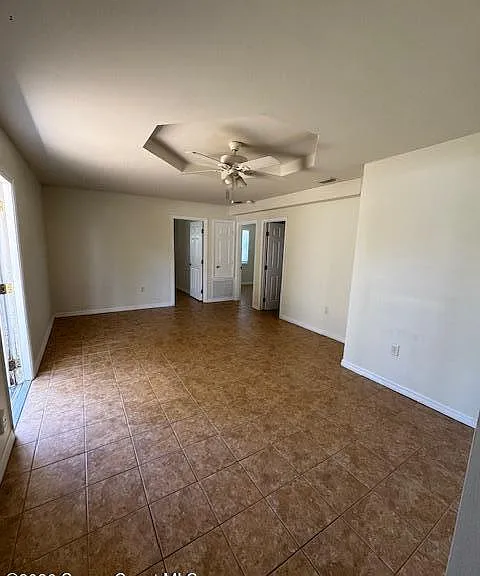 1630 Agnes Ave SE — Photo 3