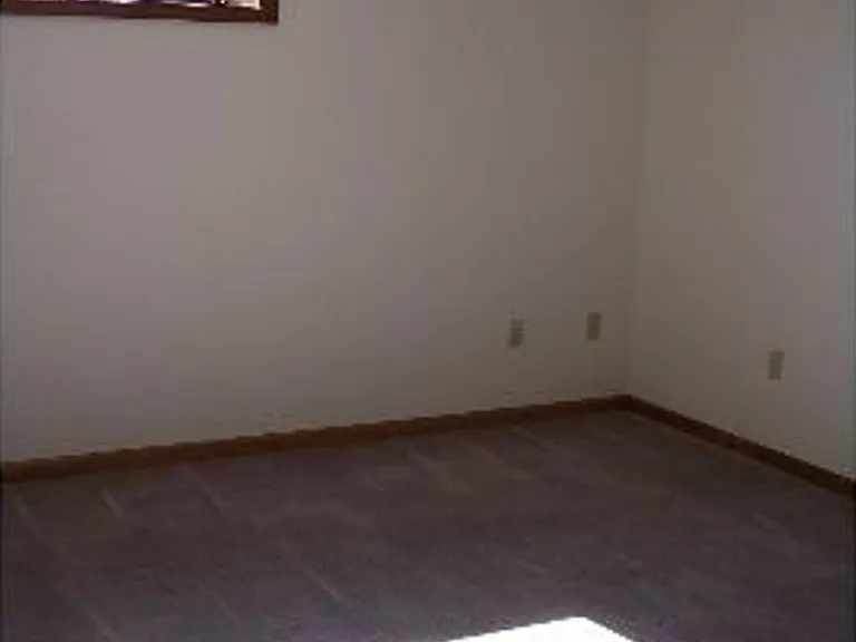 708 Streck Ct — Photo 17