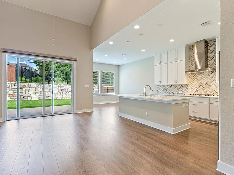 328 Berkeley Pl — Photo 10