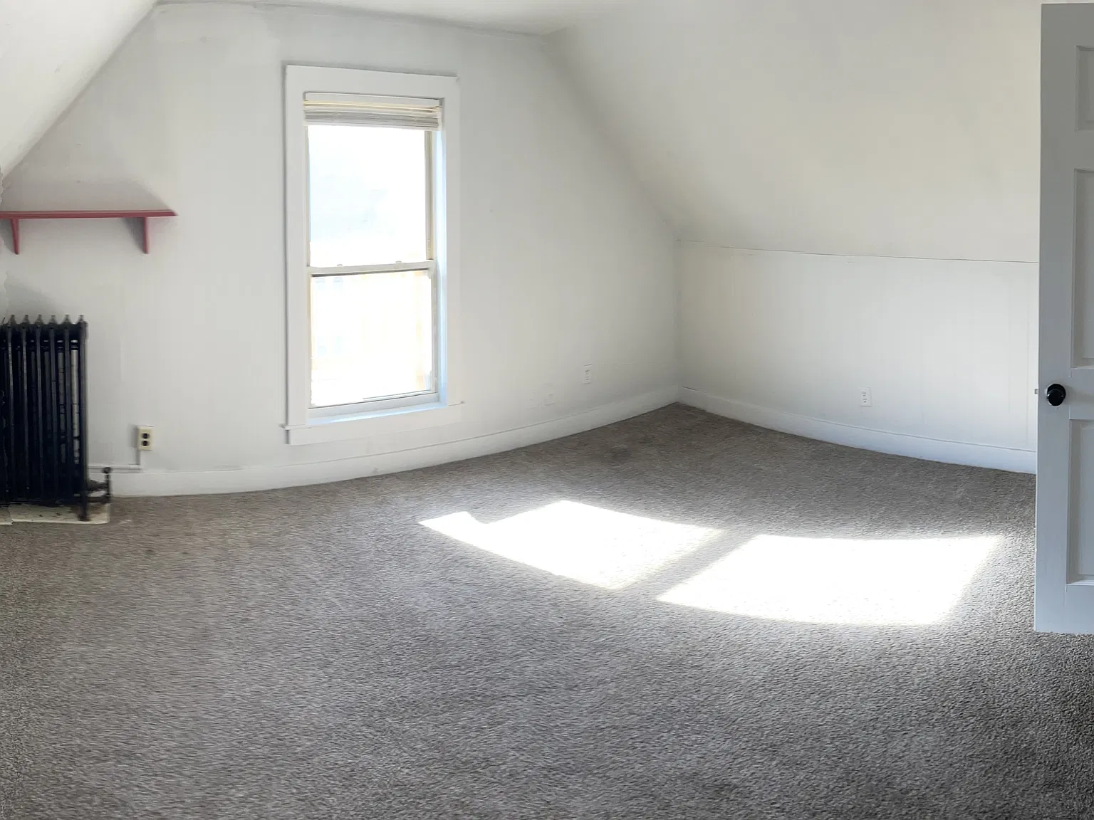 24 Baldwin Street — Photo 2