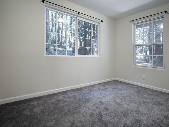 5th image of 504 Eden Ave