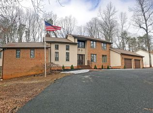 1207 Eastover Pkwy, Locust Grove, VA 22508