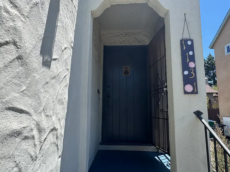 1131 Neilson St — Photo 12
