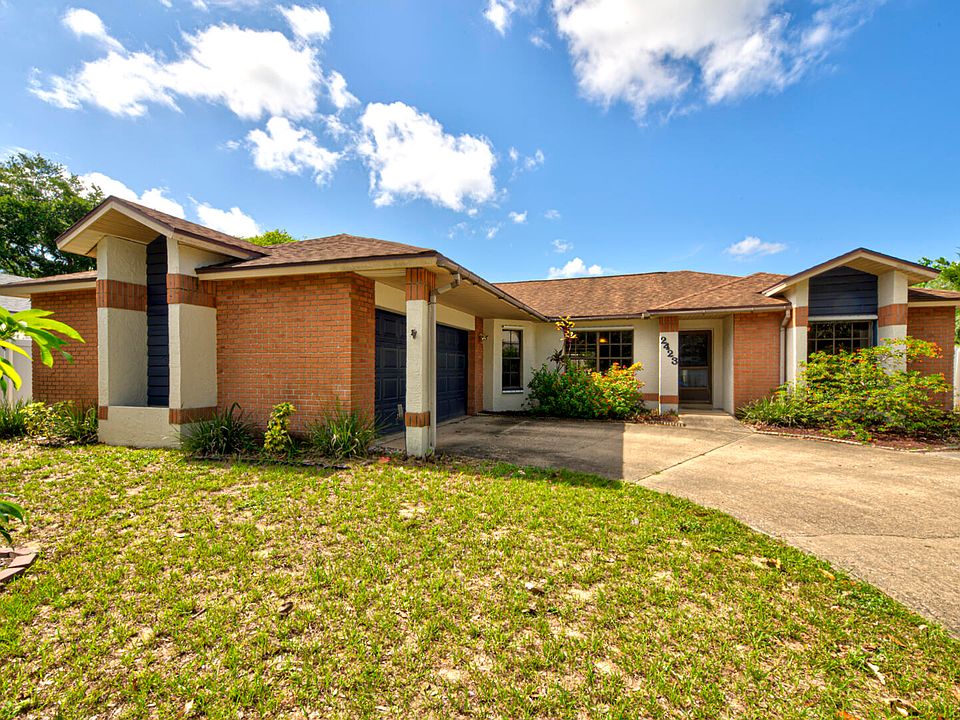 1st image of 2423 Jaywood Dr