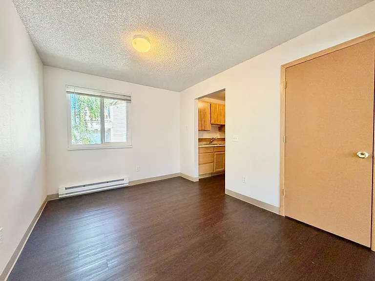 10525 Midvale Ave N #301 — Photo 5