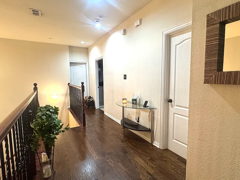 824 Apple Hill Dr — Photo 16