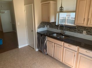 3929 Parkhaven Dr, Denton, TX 76210