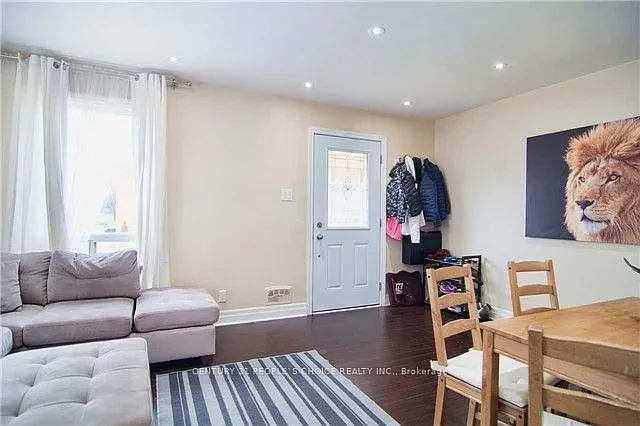 186 Maurice Dr — Photo 5