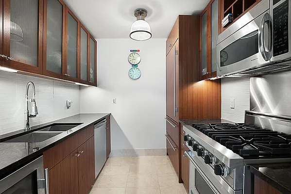 Sold by Compass | media 15