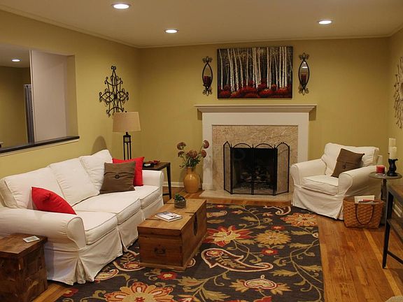 3rd image of 3887 Bickley Pl