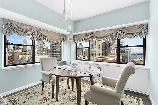 Sold by Corcoran | media 2