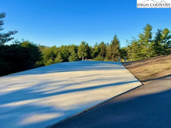 175 Gleneagle West Drive, Roaring Gap, NC 28668