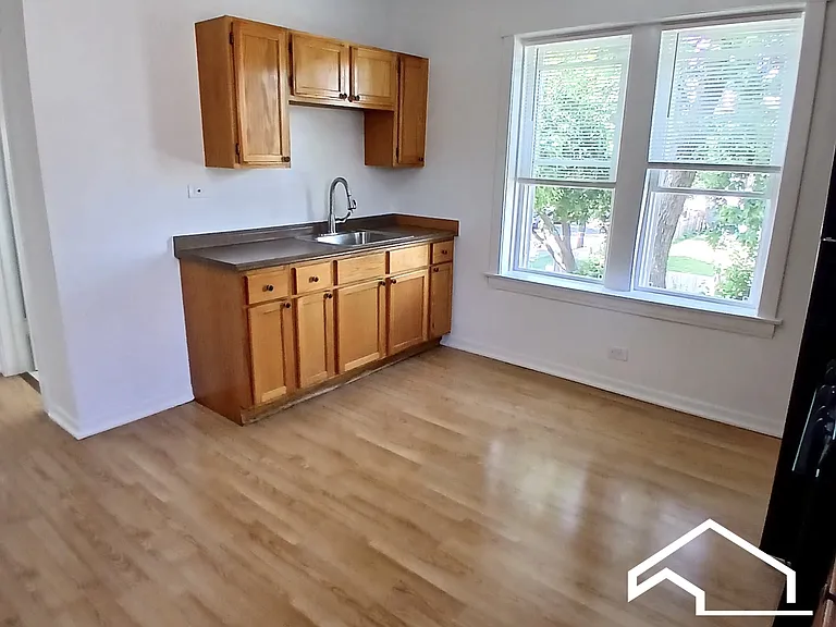 4652 W Palmer St #2 — Photo 5