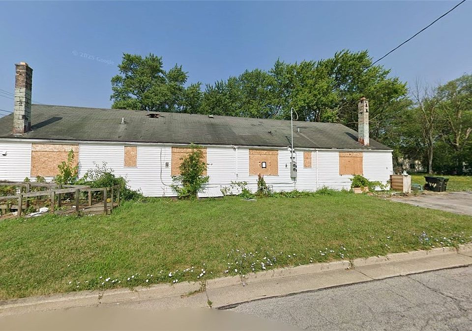 1st image of 40-44 Benefield Pl #40