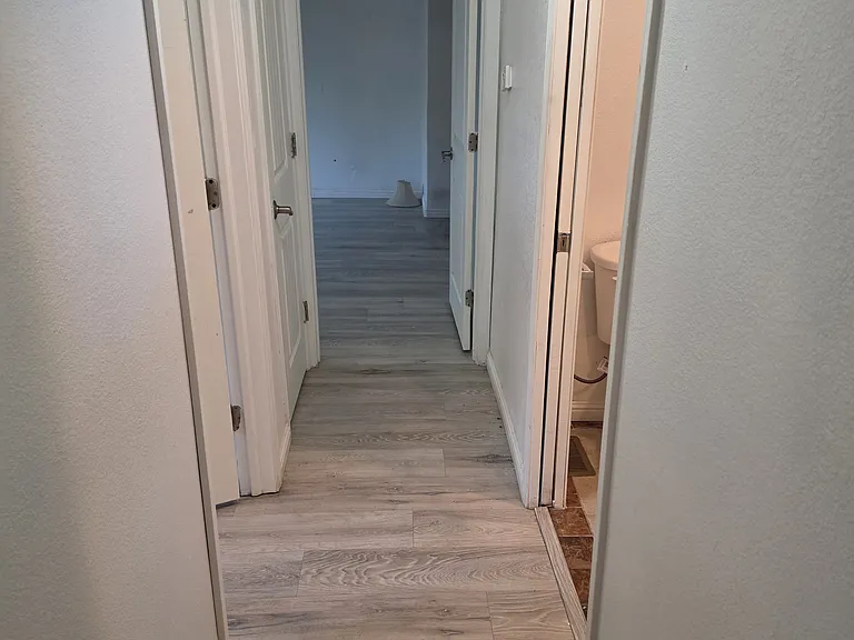 4192 Rewana Way — Photo 4