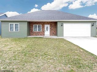 1102 Bailey Cir, Morgantown, WV 26508