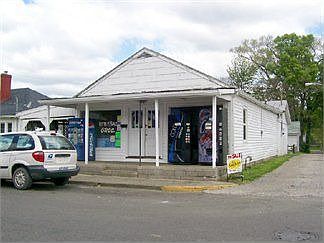 1st image of 1105 Brooks St