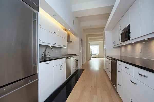 Sold by Keller Williams NYC | media 11