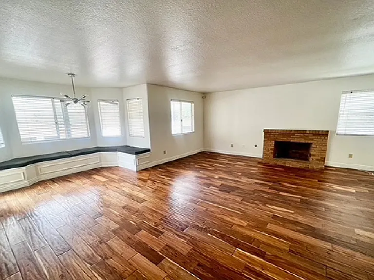 14355 Crestwood Ave — Photo 36