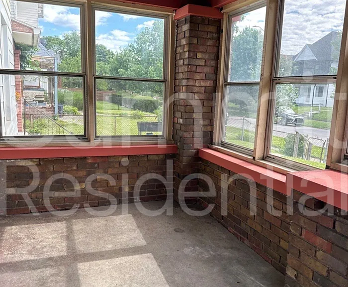 2614 Guilford Ave #2614 — Photo 12