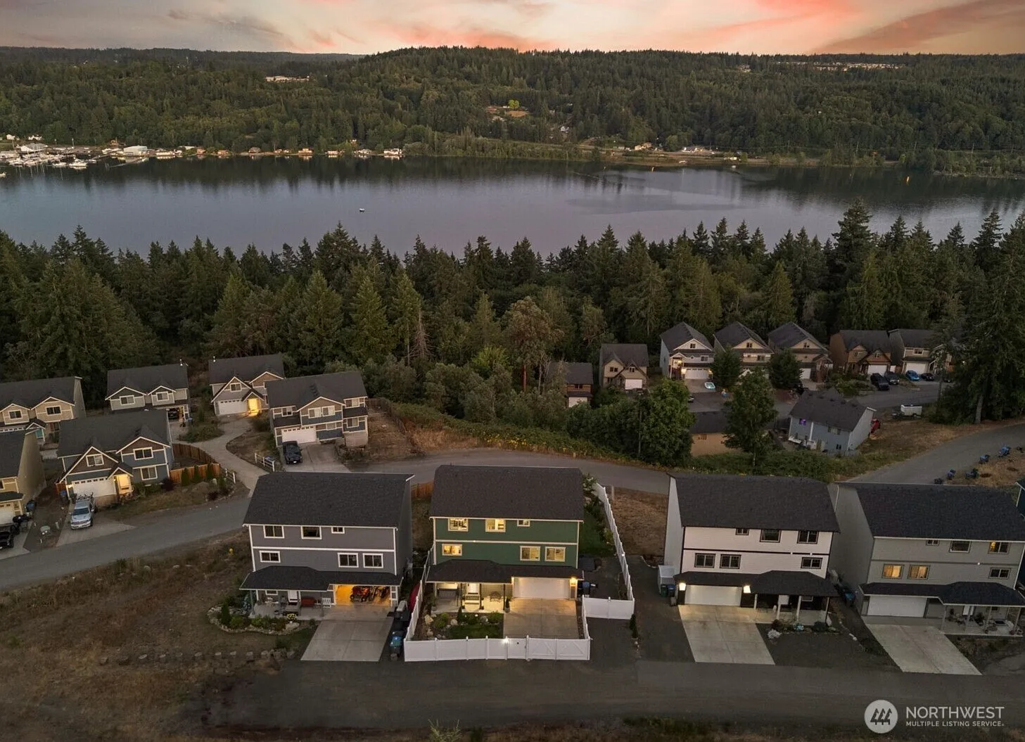 2416 W Echo Bay Drive photo 1