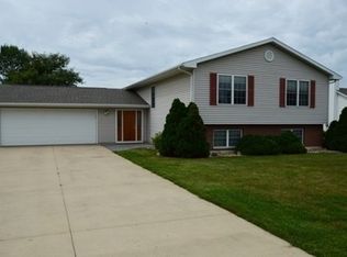 1901 2nd Ave, Vinton, IA 52349