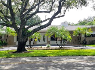 5780 Plantation Rd, Plantation, FL 33317