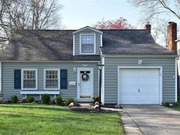 24321 Electric Dr, Bay Village, OH 44140