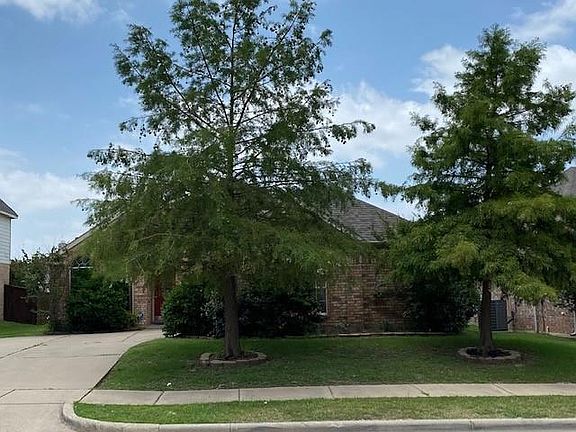 2nd image of 3520 Delaney Dr