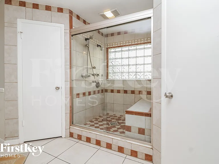 372 Fairgreen Pl — Photo 9