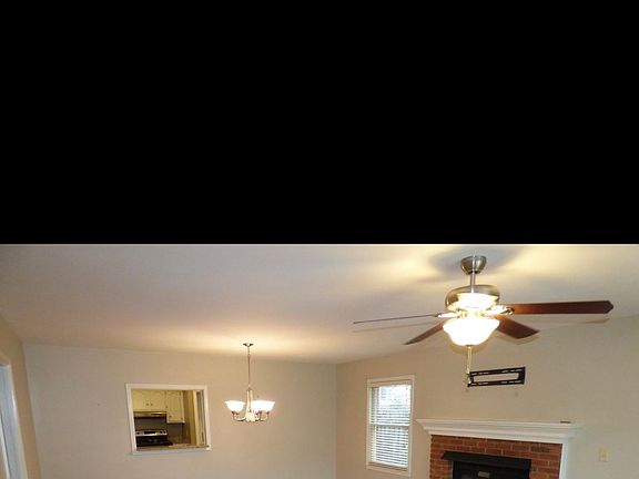 3rd image of 1141 Mayland Ln