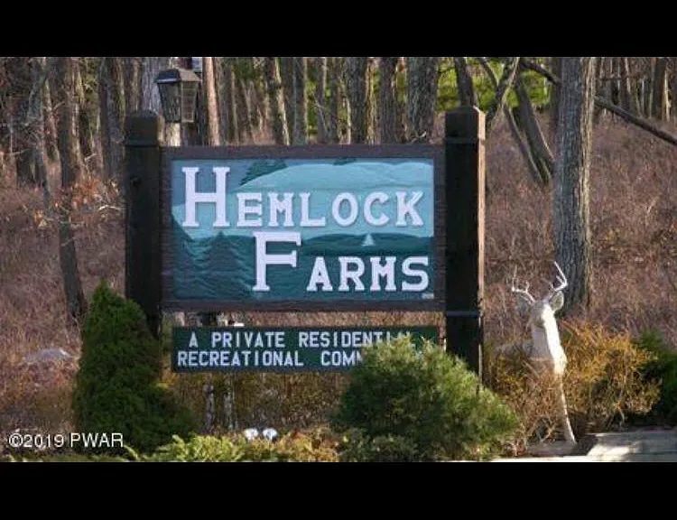 1924 Hemlock Farms — Photo 48