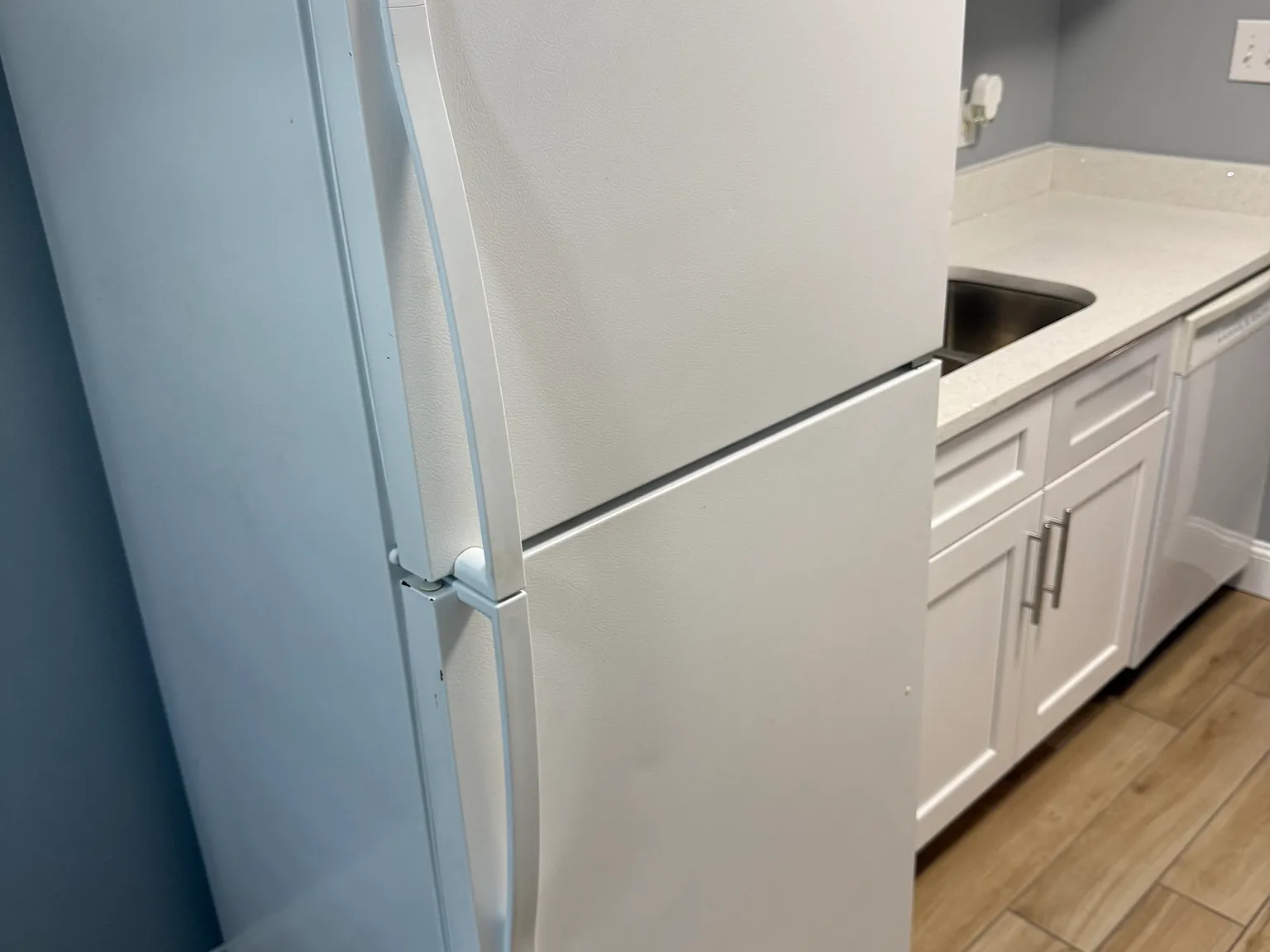 1 bed, 550 sqft, $1,200 — Photo 3