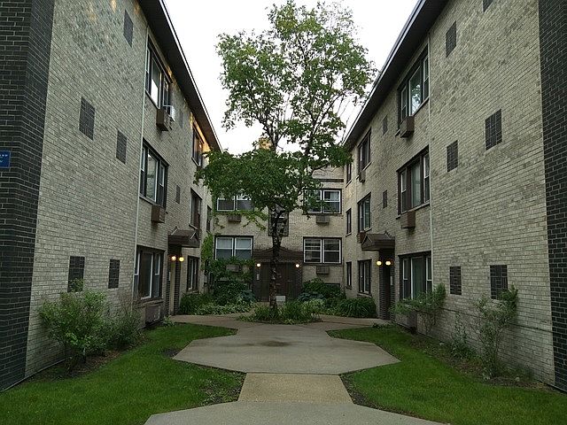 1st image of 1507 W Birchwood Ave APT 1B