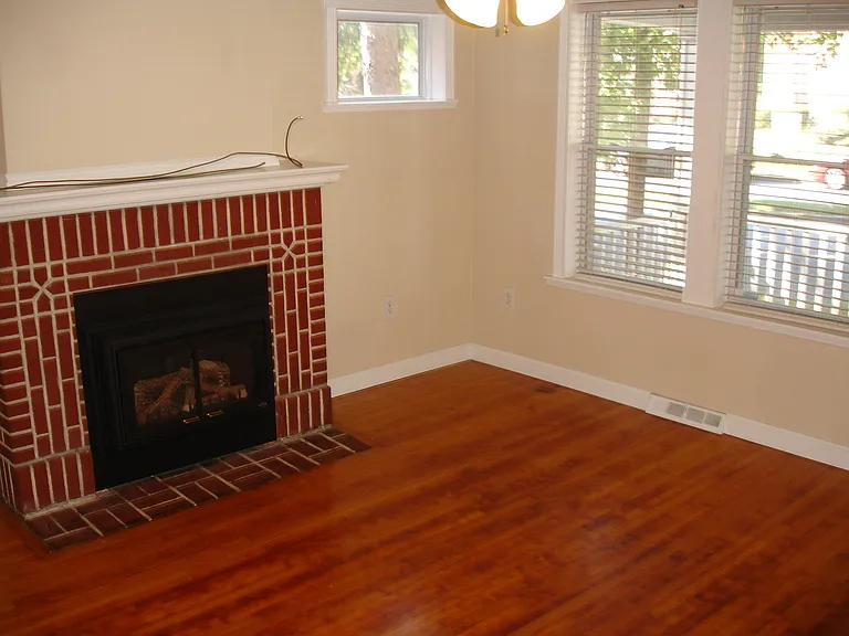 611 S West End Ave — Photo 5