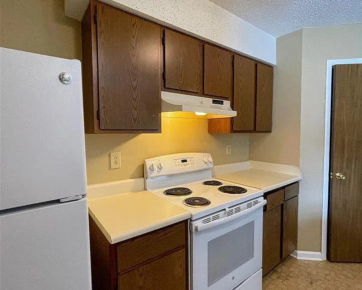 111 Westscott Dr #B — Photo 8
