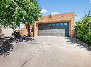 10433 Camino Del Oso NE, Albuquerque, NM 87111