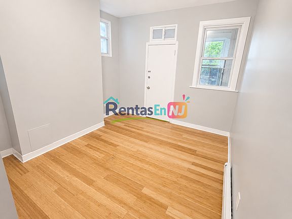 4th image of 445 Broadway #1B