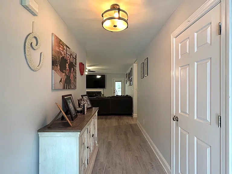106 Camellia Creek Dr — Photo 9