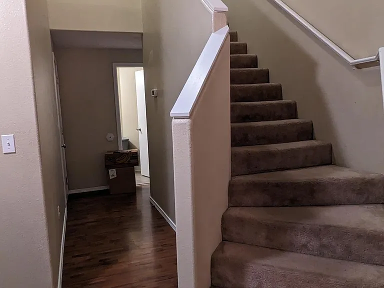 1320 NW 19th Ct — Photo 33