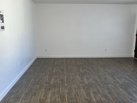 5th image of 3187 Ashford St APT M