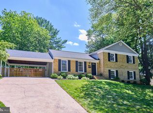 4515 Fidelity Ct, Annandale, VA 22003