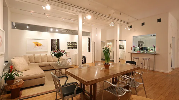 Rented by Luxe Group | media 18