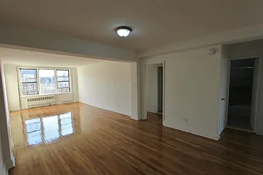 144-87 41st Avenue, #528