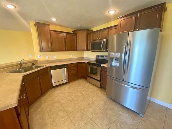 5th image of 1324 Bowden Dr