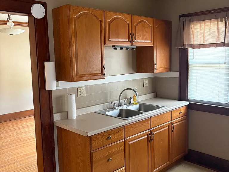 2212 E Main St #UP — Photo 6